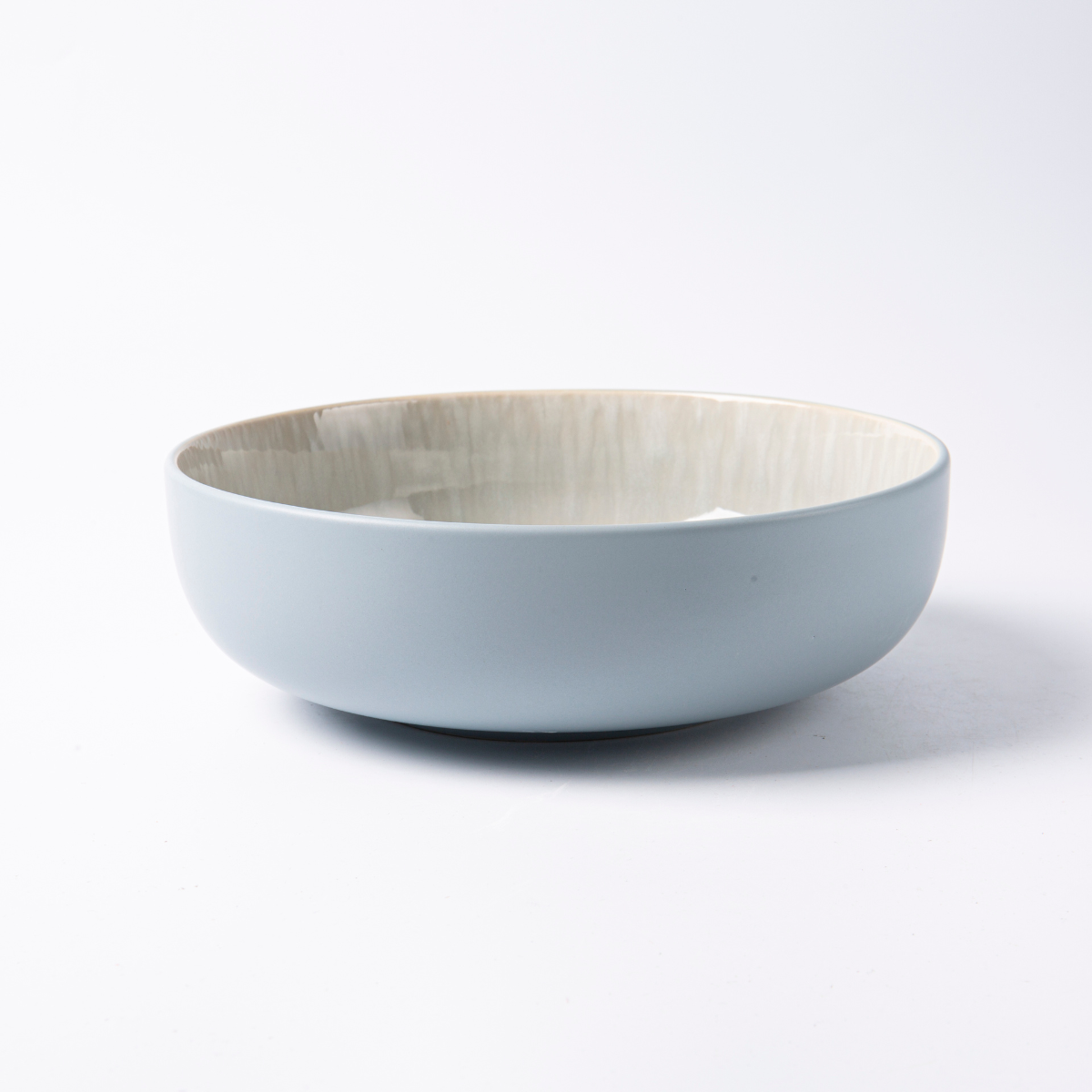 Laguiole – Salad bowl 21.5cm in stoneware with reactive glaze, Iris Blue